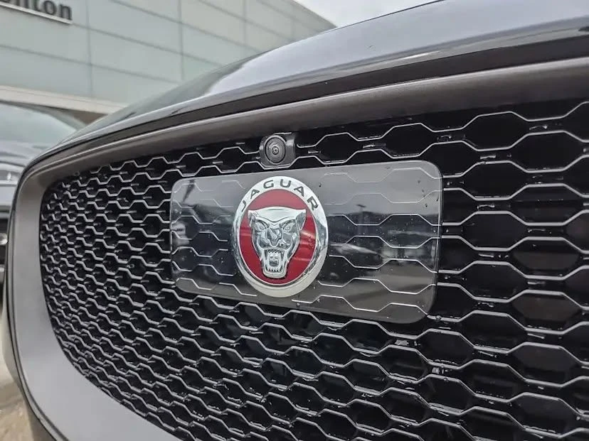 2020 Jaguar F-Pace SVR - Image 8 of 19