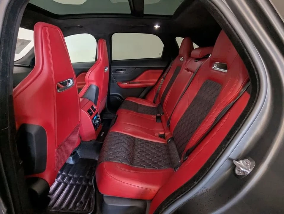 2020 Jaguar F-Pace SVR - Image 10 of 12