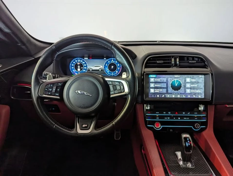 2020 Jaguar F-Pace SVR - Image 7 of 12