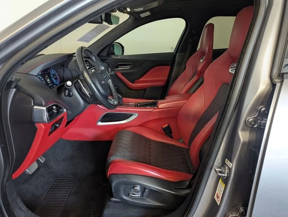 2020 Jaguar F-Pace SVR - Image 6 of 12