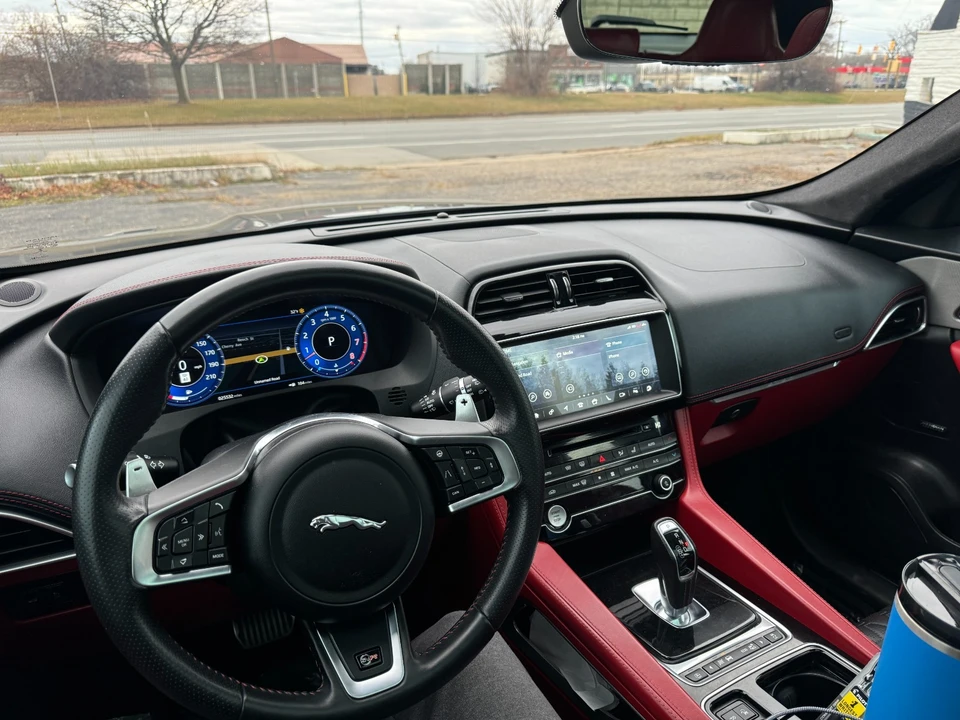 2020 Jaguar F-Pace SVR - Image 16 of 21