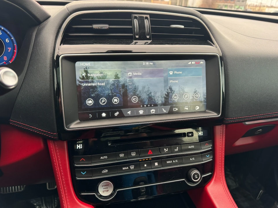 2020 Jaguar F-Pace SVR - Image 15 of 21