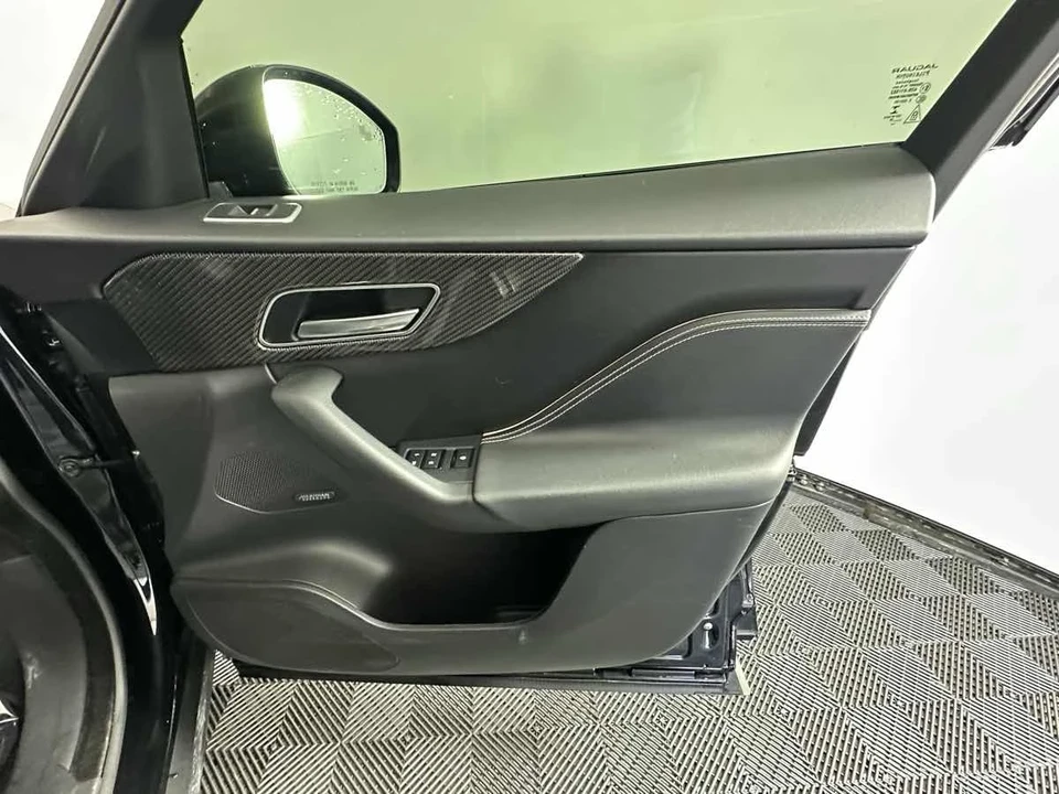 2020 Jaguar F-Pace SVR - Image 19 of 21