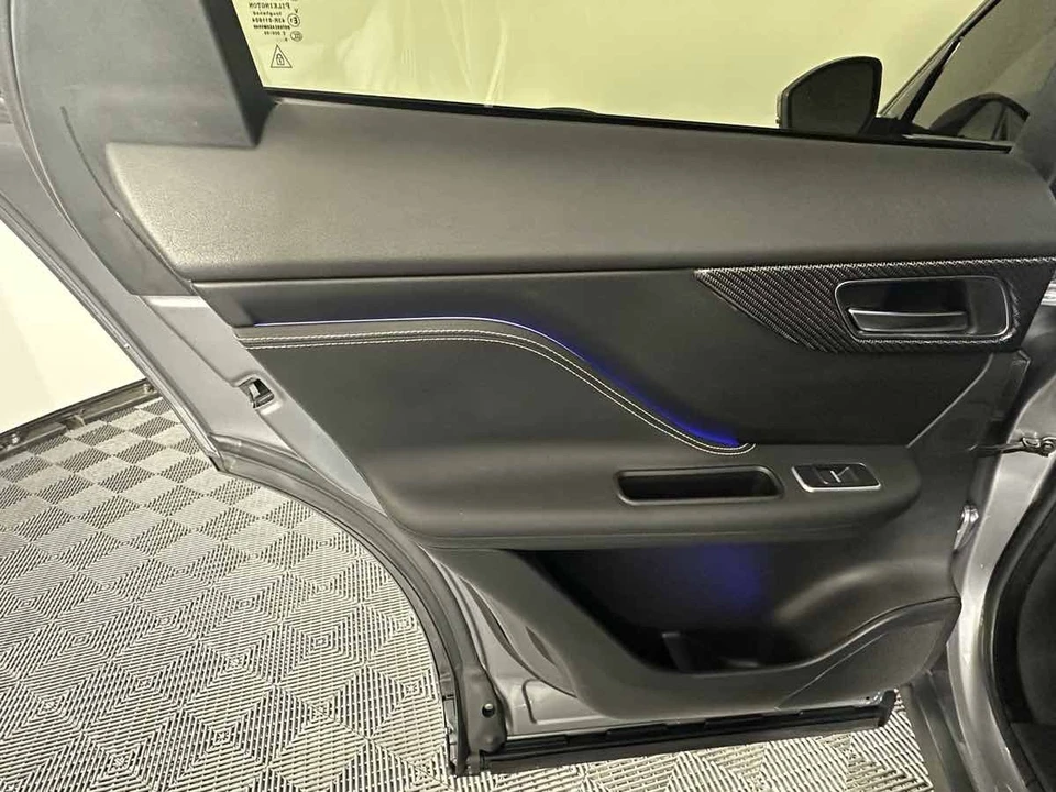 2020 Jaguar F-Pace SVR - Image 17 of 21