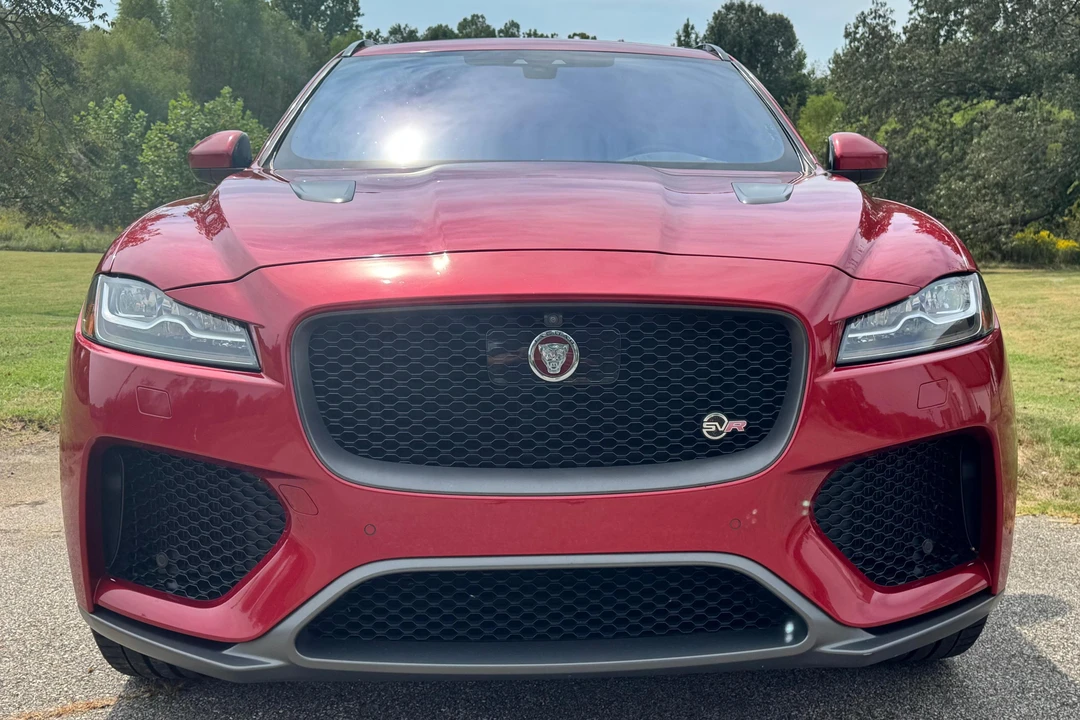 2020 Jaguar F-Pace SVR - Image 2 of 31