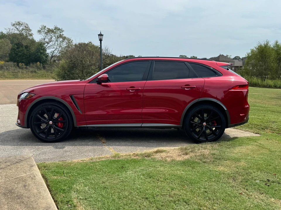 2020 Jaguar F-Pace SVR - Image 10 of 31