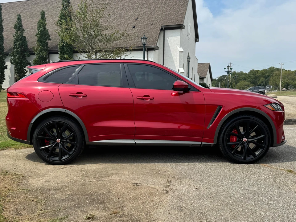 2020 Jaguar F-Pace SVR - Image 15 of 31