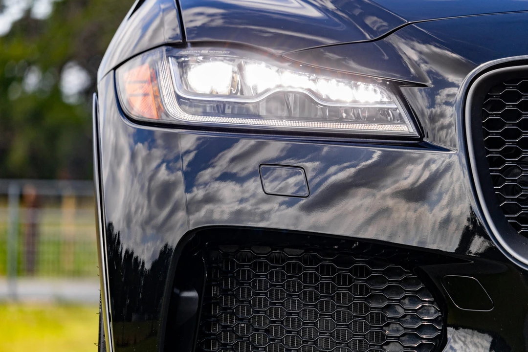 2020 Jaguar F-Pace SVR - Image 24 of 31