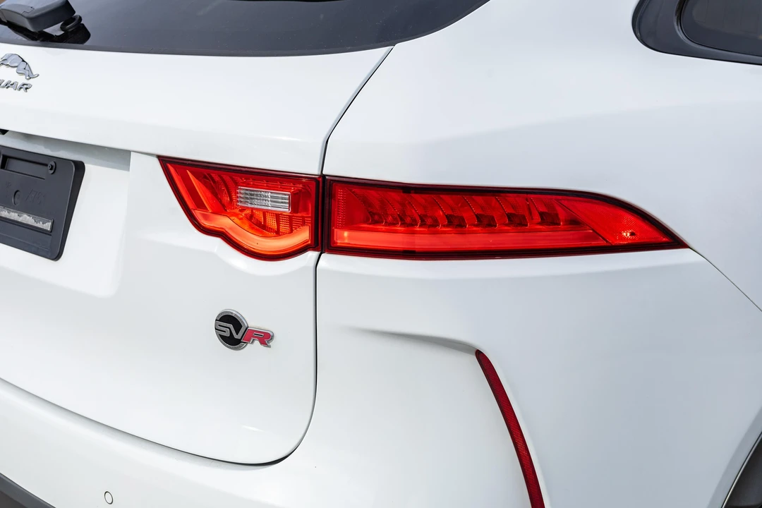 2020 Jaguar F-Pace SVR - Image 21 of 31