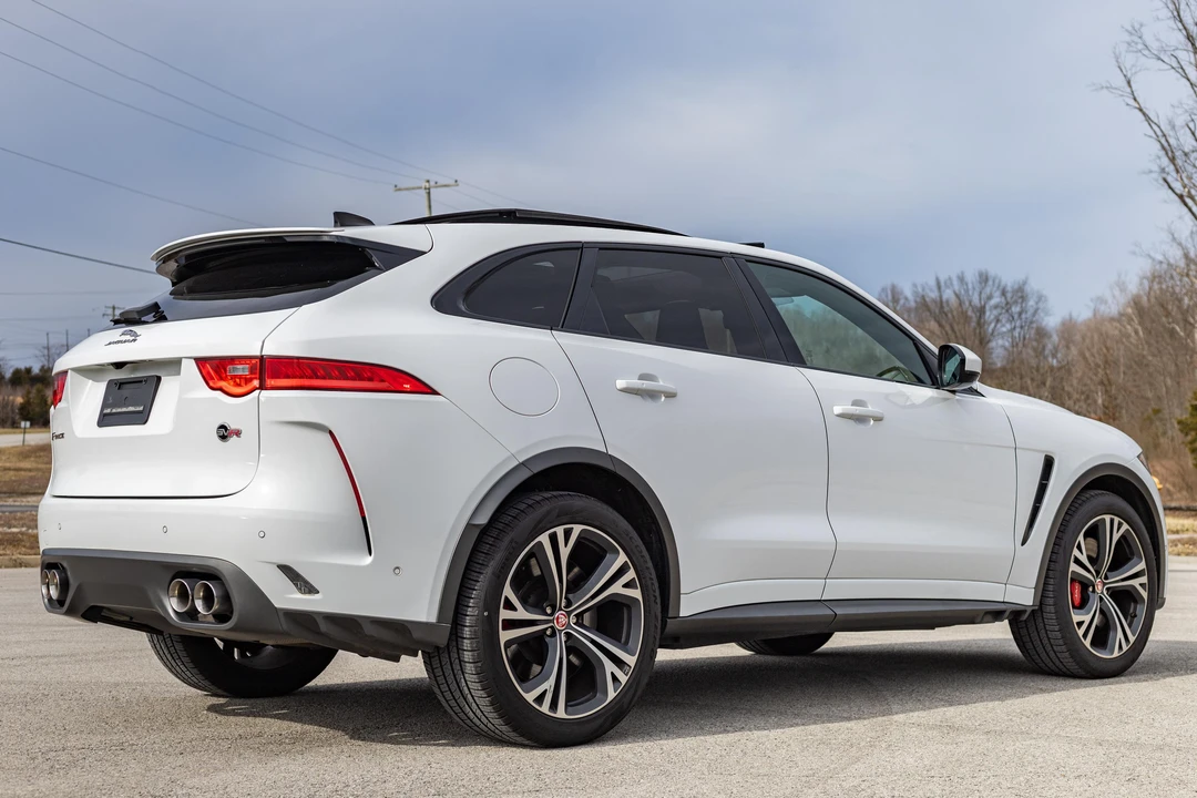 2020 Jaguar F-Pace SVR - Image 7 of 31
