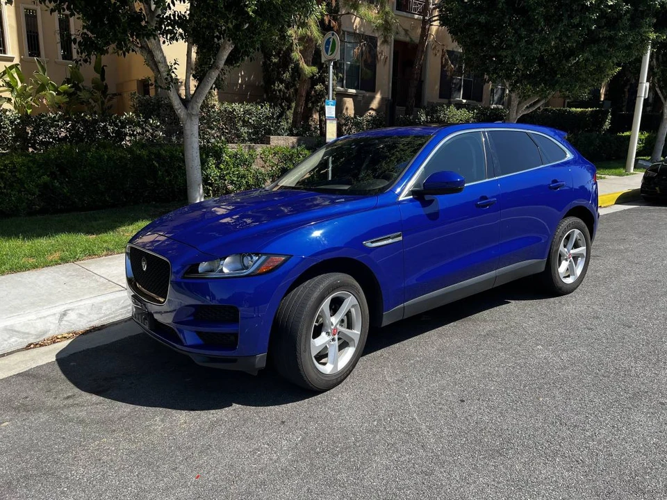 2020 Jaguar F-Pace - Image 7 of 14