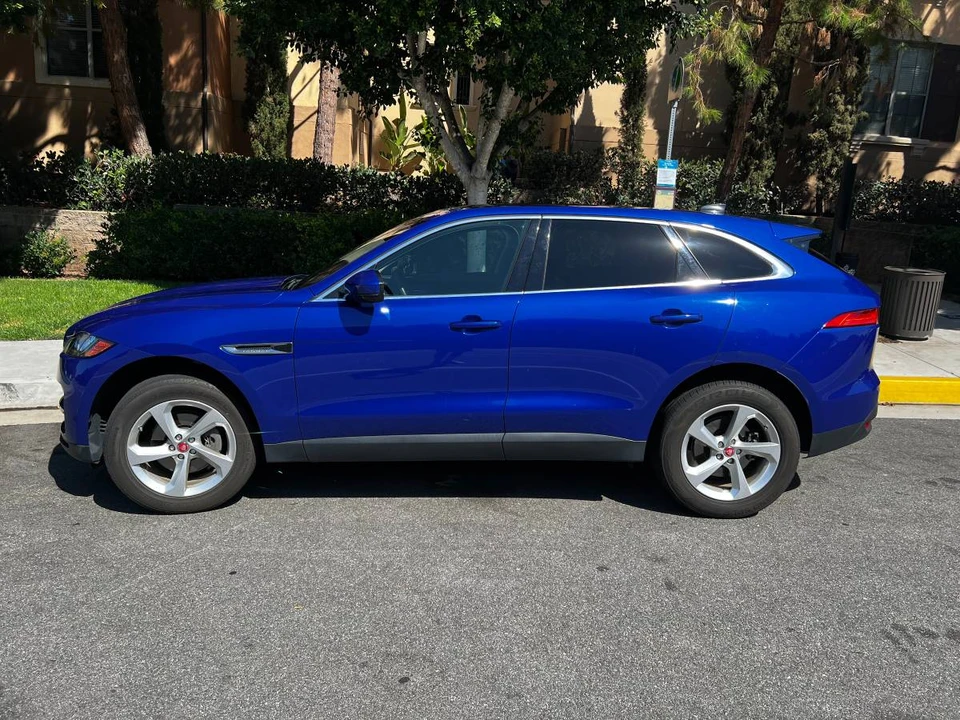 2020 Jaguar F-Pace - Image 6 of 14