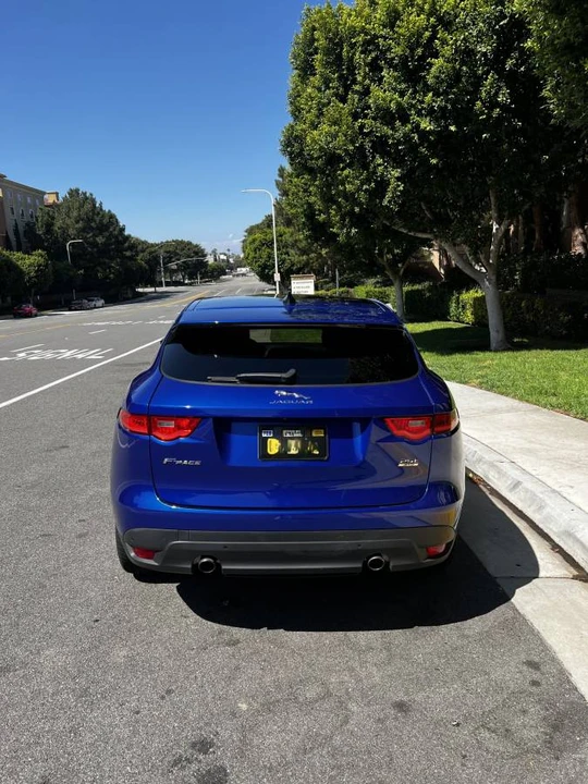 2020 Jaguar F-Pace - Image 4 of 14