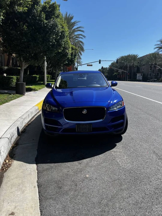 2020 Jaguar F-Pace - Image 8 of 14