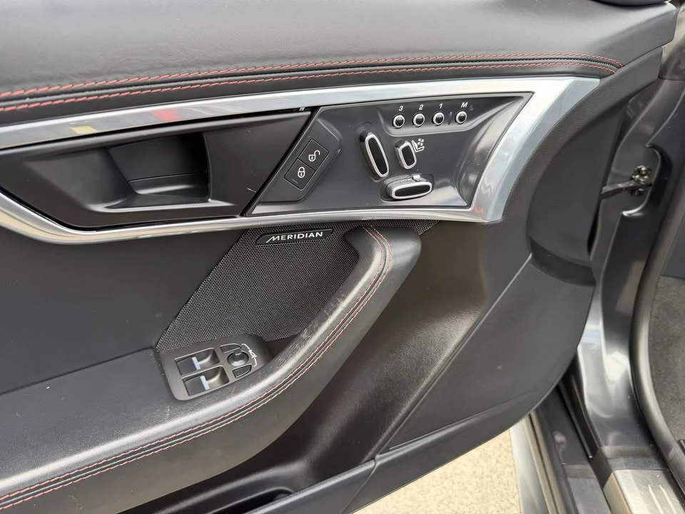 2020 Jaguar F-Type 2nd Gen - Image 9 of 20