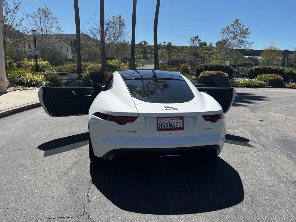 2020 Jaguar F-Type 2nd Gen - Image 28 of 31