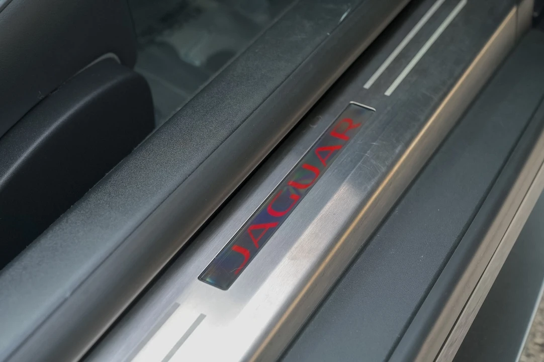 2020 Jaguar F-Type 2nd Gen - Image 27 of 31
