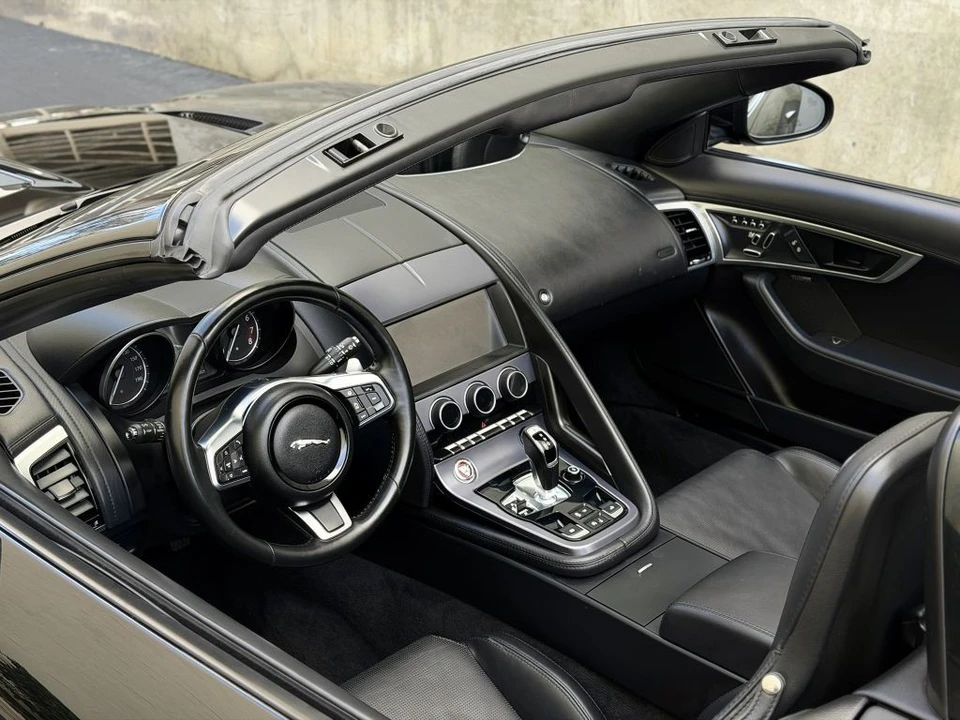 2020 Jaguar F-Type 2nd Gen - Image 15 of 21