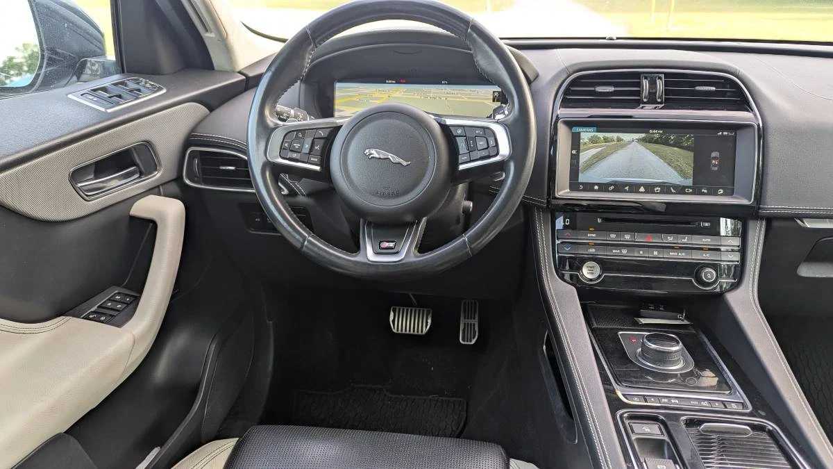 2020 Jaguar F-Pace SVR - Image 20 of 21