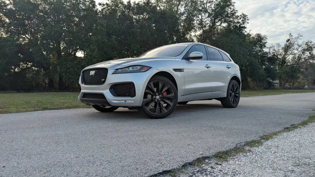 2020 Jaguar F-Pace S