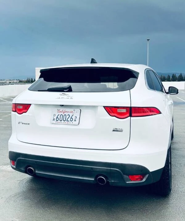 2020 Jaguar F-Pace - Image 5 of 20