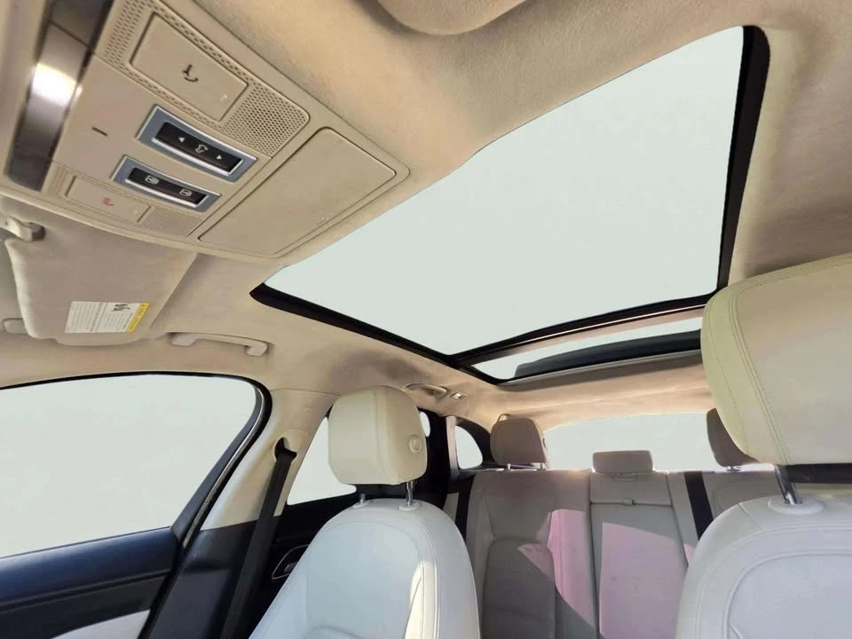 2020 Jaguar F-Pace - Image 17 of 20