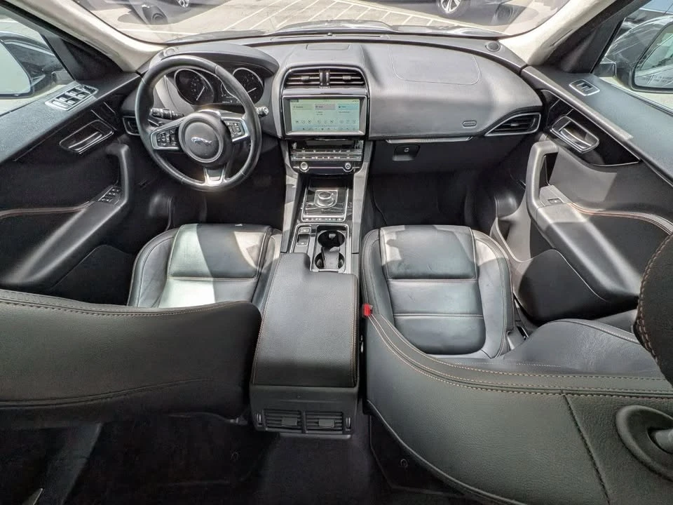 2020 Jaguar F-Pace - Image 14 of 20