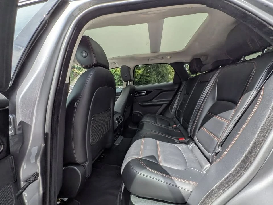 2020 Jaguar F-Pace - Image 13 of 20