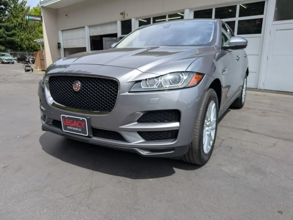 2020 Jaguar F-Pace - Image 11 of 20