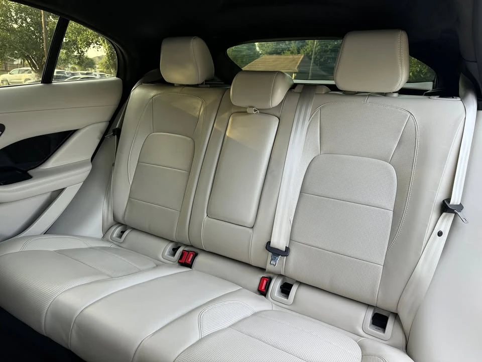 2020 Jaguar I-Pace - Image 15 of 20