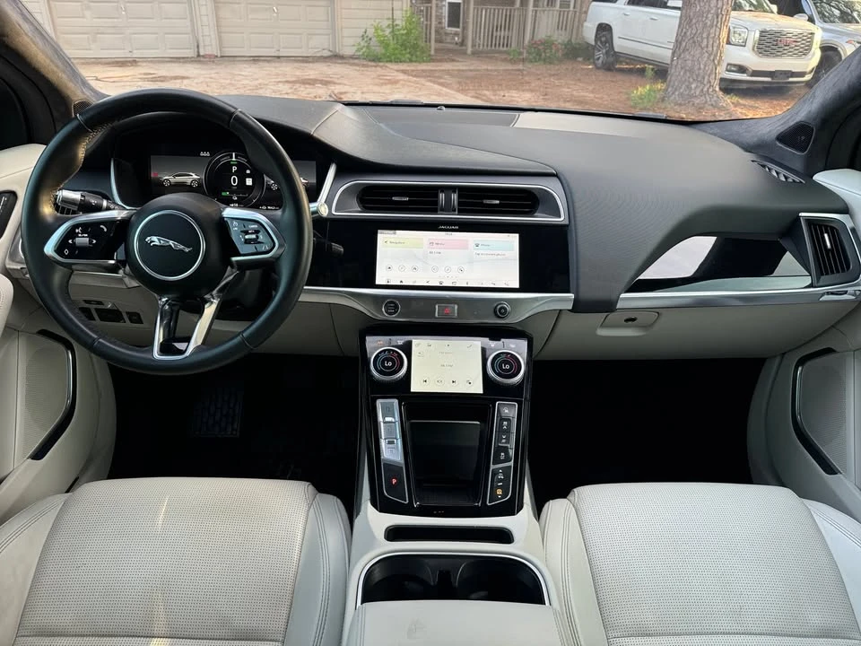 2020 Jaguar I-Pace - Image 11 of 20