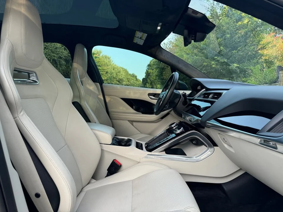 2020 Jaguar I-Pace - Image 16 of 20