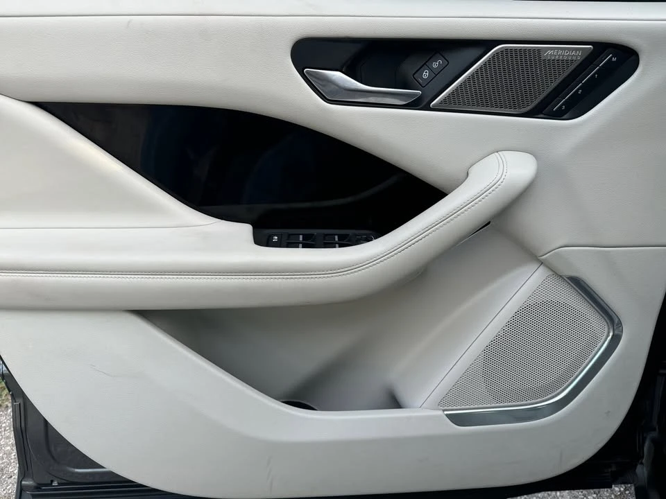 2020 Jaguar I-Pace - Image 10 of 20