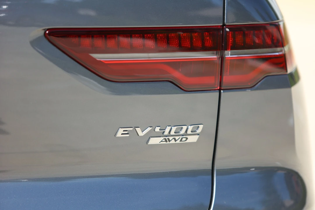 2020 Jaguar I-Pace - Image 28 of 31