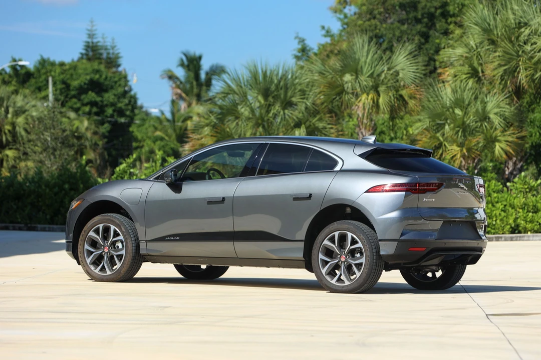 2020 Jaguar I-Pace - Image 22 of 31
