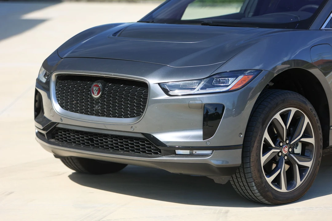 2020 Jaguar I-Pace - Image 9 of 31