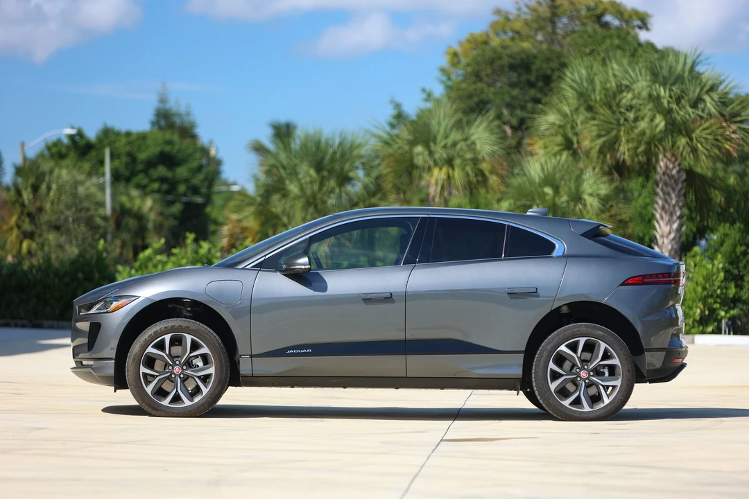 2020 Jaguar I-Pace - Image 20 of 31