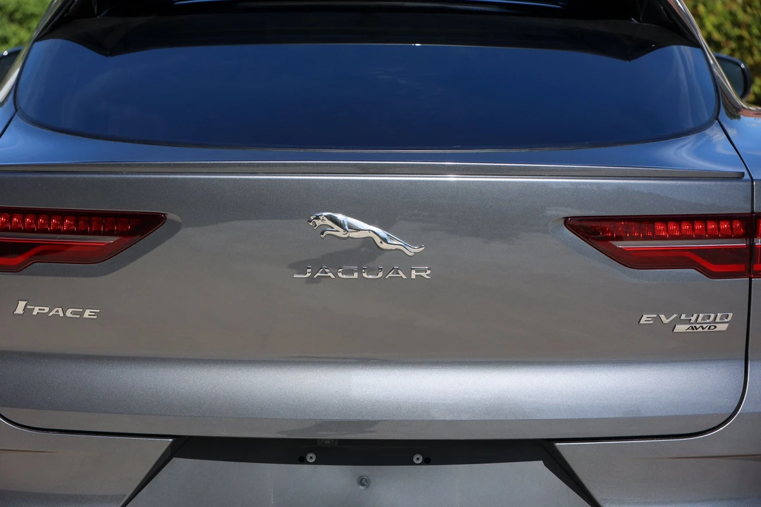 2020 Jaguar I-Pace - Image 8 of 31