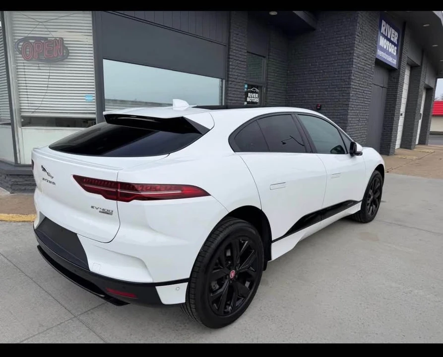 2020 Jaguar I-Pace - Image 8 of 18