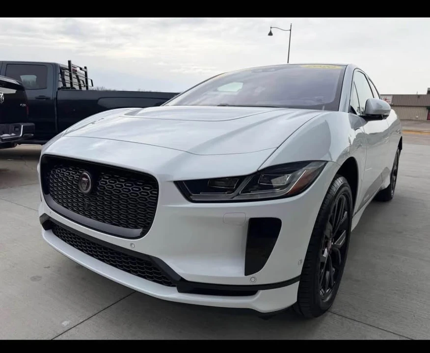 2020 Jaguar I-Pace - Image 7 of 18