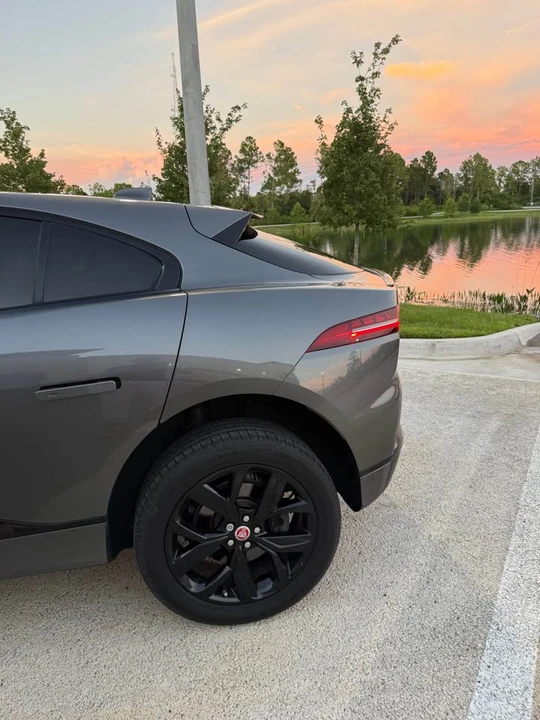 2020 Jaguar I-Pace - Image 8 of 20