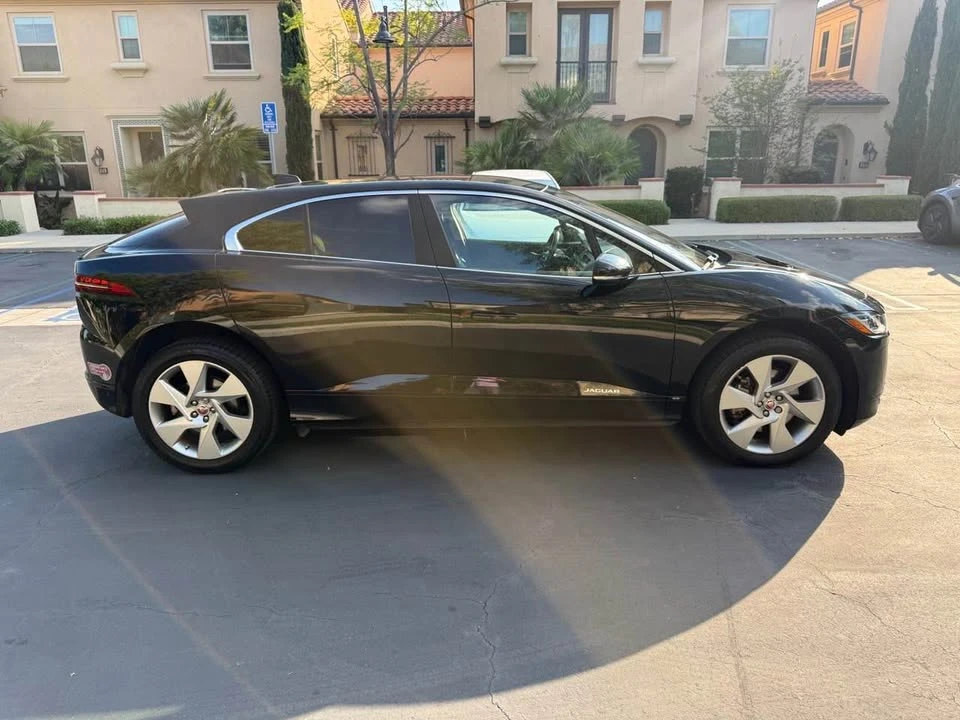 2020 Jaguar I-Pace - Image 4 of 18