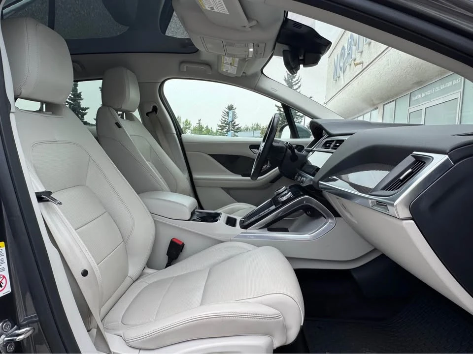 2020 Jaguar I-Pace - Image 17 of 20