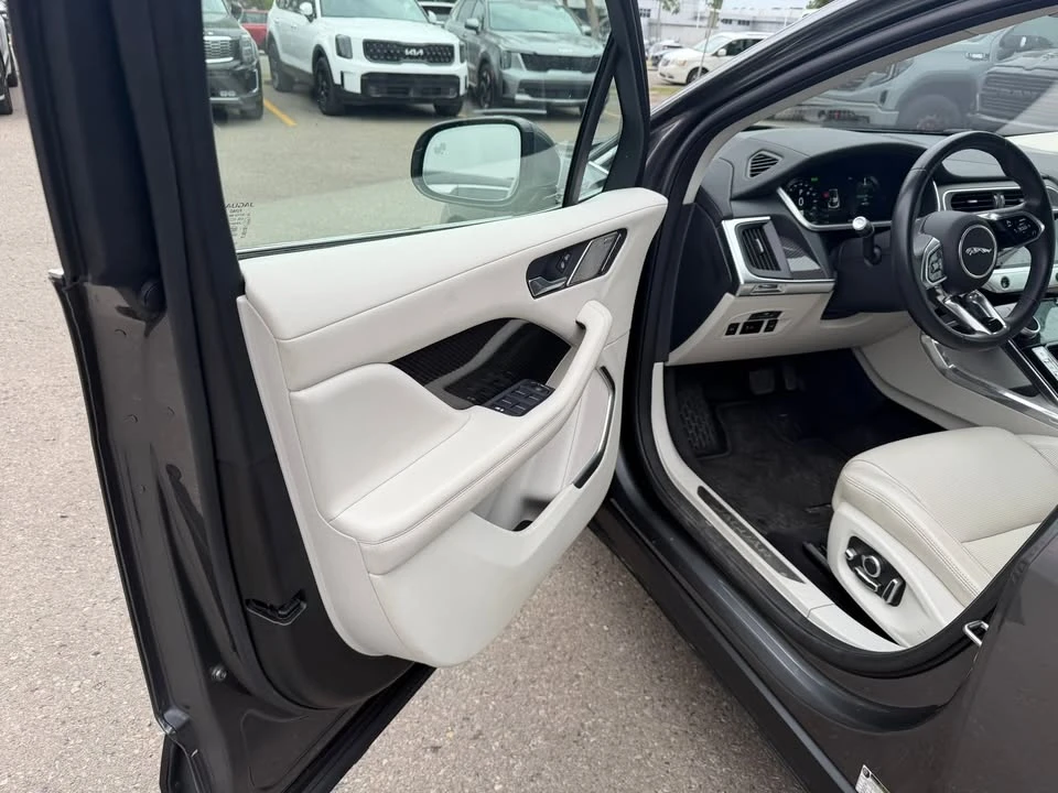 2020 Jaguar I-Pace - Image 13 of 14