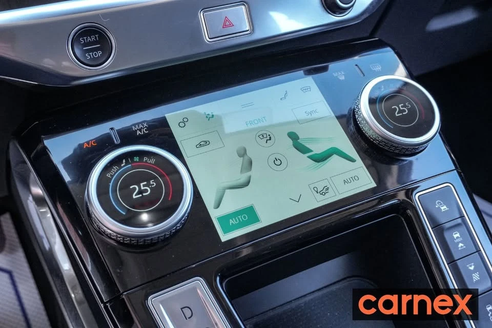 2020 Jaguar I-Pace - Image 14 of 15