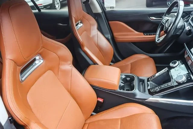2020 Jaguar I-Pace - Image 16 of 19