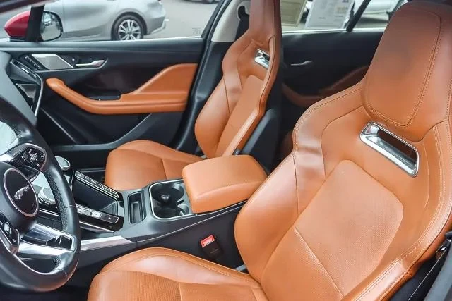2020 Jaguar I-Pace - Image 17 of 19