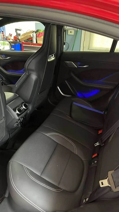 2020 Jaguar I-Pace - Image 4 of 9