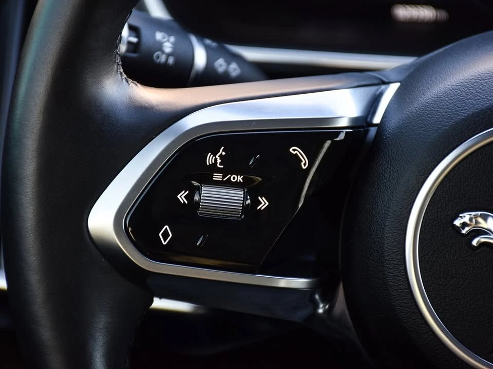 2020 Jaguar I-Pace - Image 12 of 19