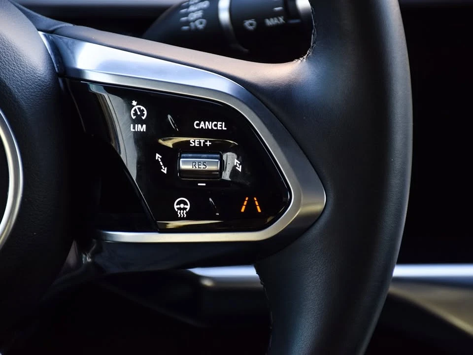 2020 Jaguar I-Pace - Image 18 of 19